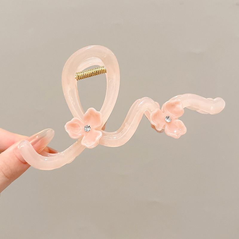 Clip de cabello de alta sensación de gran tamaño para mujeres más agarrar clip de cabello de tiburón en la parte posterior de la cabeza de los productos al por mayor