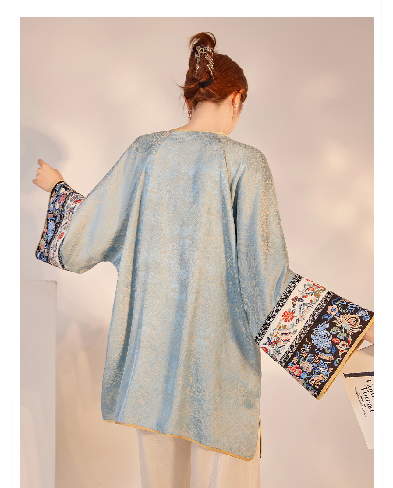 Áo khoác blazer nữ kiểu Trung Quốc cao cấp chất lụa jacquard tay dài mùa thu — Màu xanh lam nhạt chi tiết 8