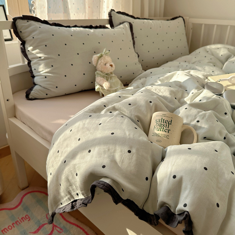 Cama de algodón fresco de seda de cuatro piezas, encaje princesa de viento, colchón de cubierta, sábanas de tres piezas