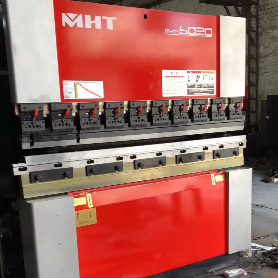 佛山曼哈特油电伺服数控折弯机高精度液压闸式折板机后挡料设备机