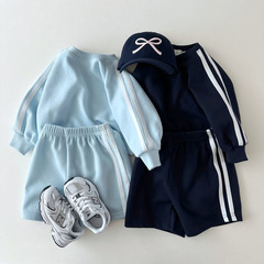 2024秋の子供服韓国版男女子供服セットストライプ色合わせスポーツカジュアル子供用長袖2点セット