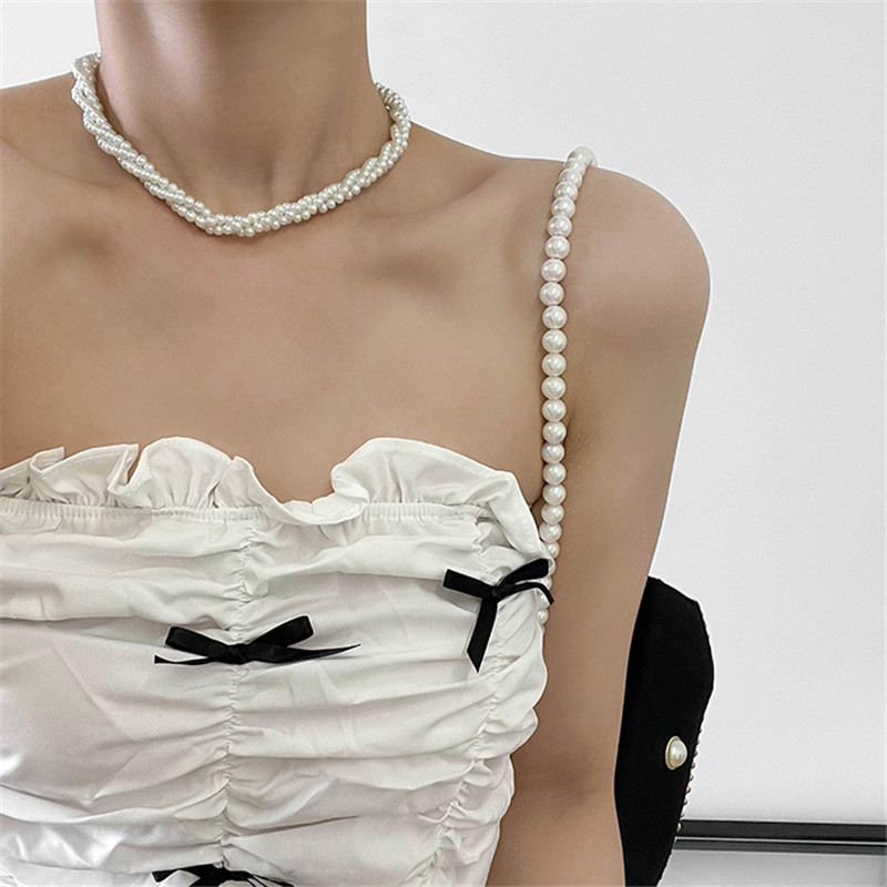 Retro MultiLayer Winding Pearl Necklace European and American Ins French Elegant Simple Choker Fashion SpecialInterest Clavicle Chainpicture6