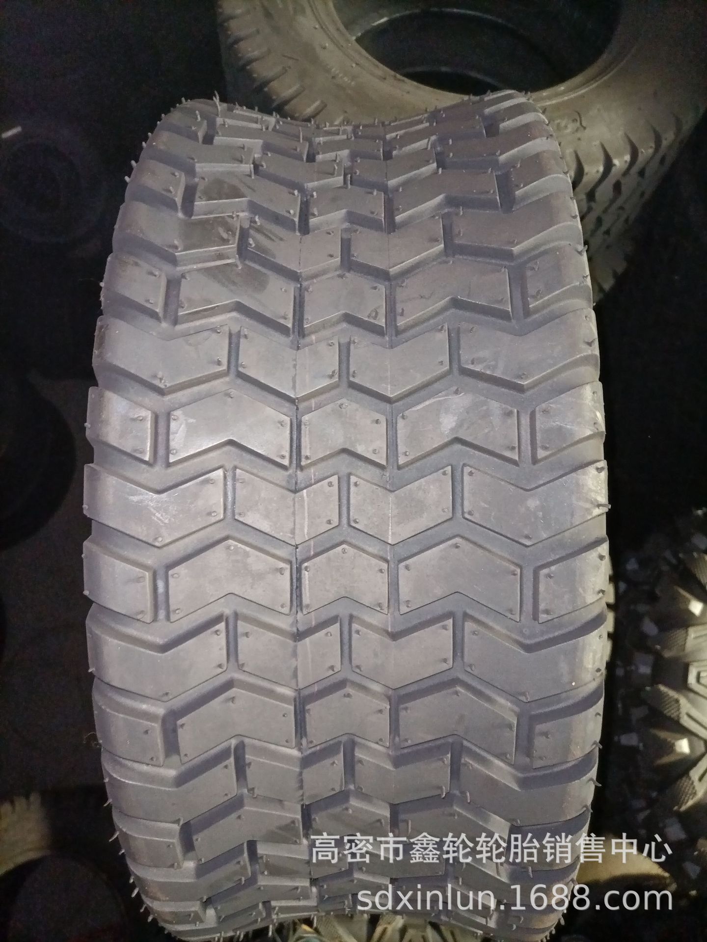 供应27x10.5-15 27x8.5-15 31x13.5-15高尔夫球场草地草坪机轮胎