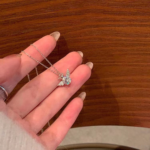 Fresh Summer Angel Crown Necklace for Women, Light Luxury Sweet and Bitter Beauty Choker with Unique Design, Elegance Clavicle Chain