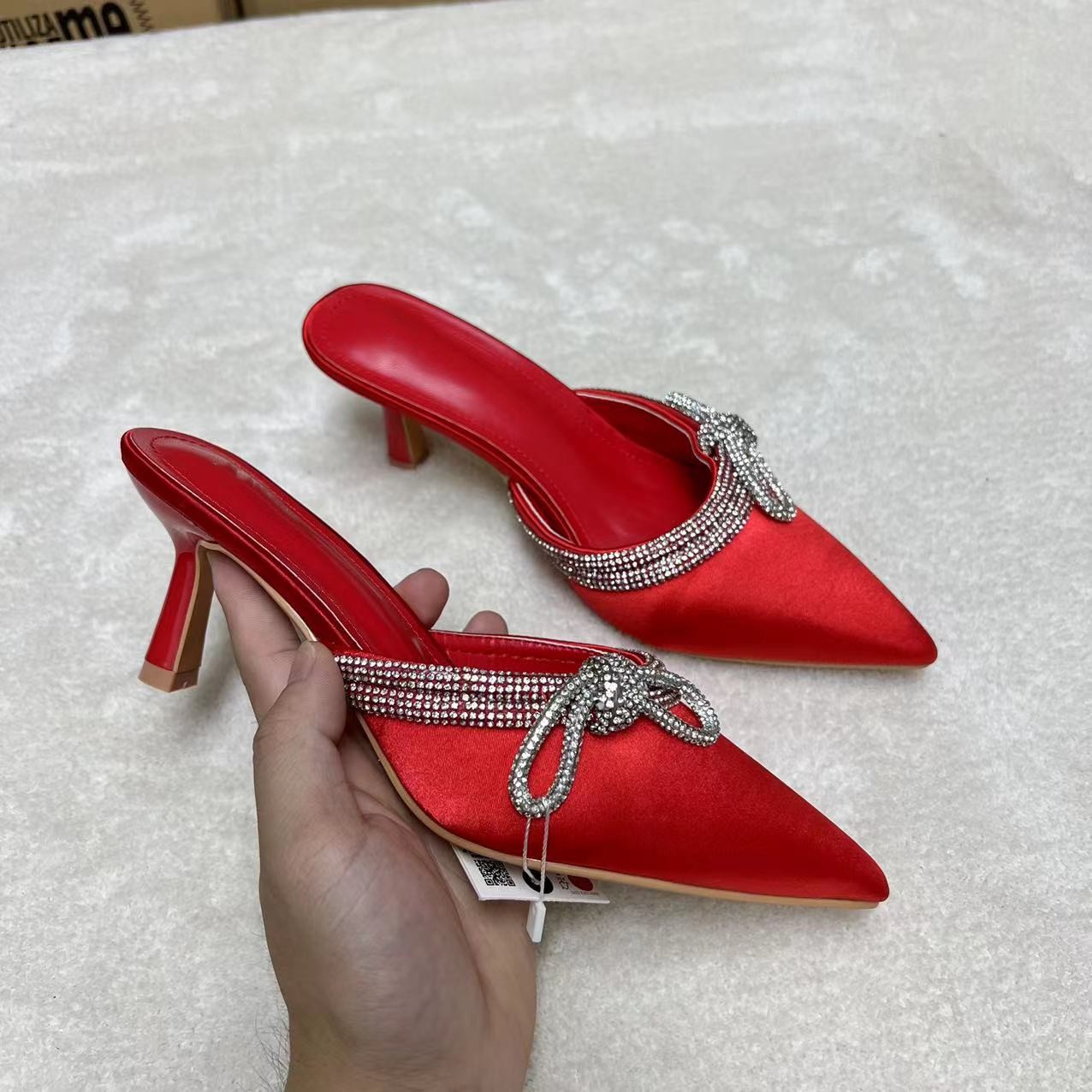 Women's Shoes original single pointed toe rhinestone butterfly chain high heel women's slippers_voghion.com
