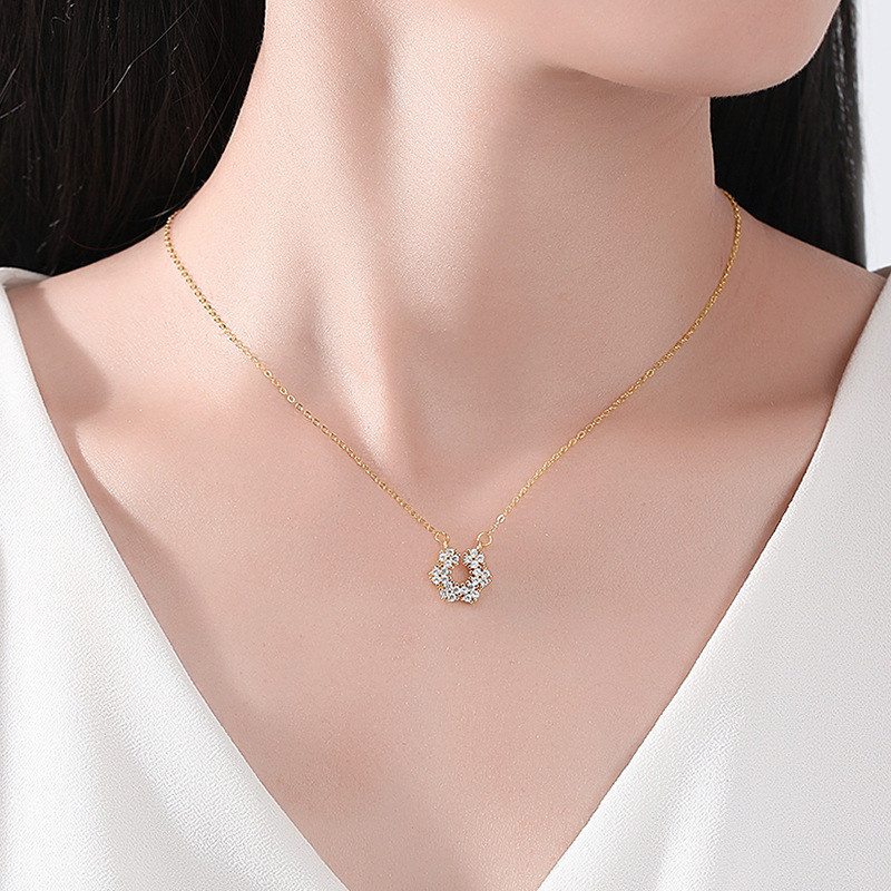 Collar de copo de nieve transfronterizo europeo y americano de moda para mujer nueva plata esterlina s925 Diamante incrustado circón Flor de hielo Cadena de clavícula Accesorios