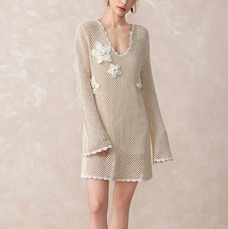 [Flower Wind Comes] French Cut Out U-Neck Lace Knitted Crochet Flower Long-Sleeved Dress
