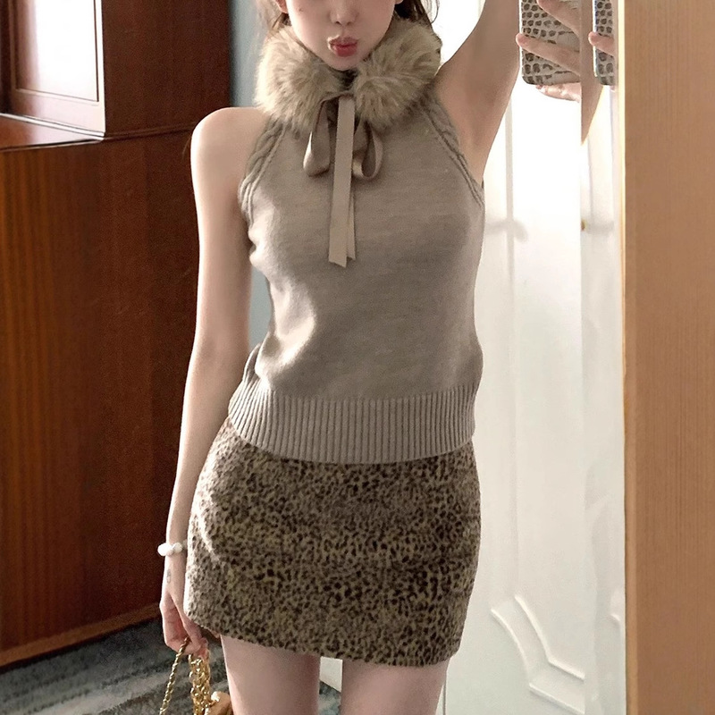 Titi Little Sister [Milk Tea Sweetheart] Camisole Women's Autumn and Winter Inner Wear Halter Slimming Fur Collar Knitted Top
