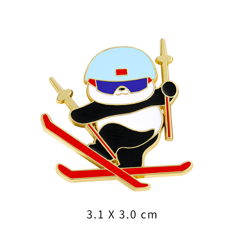 Skiing panda