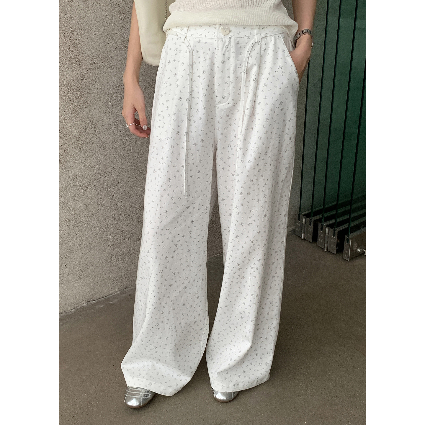 Casual Pants with Tencel Polka Dot Texture, Wide-Leg Design, Diagonal Pockets, and Drawstring for Women Ye0127