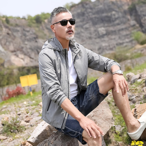 2024 Summer New Fashion Trend Men's Outdoor Sun Protection Hooded Jacket Zipper Jacket Thin Quick-Drying Open Vest