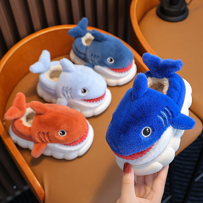 Zapatillas de algodón para niños de invierno con tacón niños padre-hijo cálido forro polar Inicio Niñas antideslizantes zapatos de algodón para niños con suela gruesa