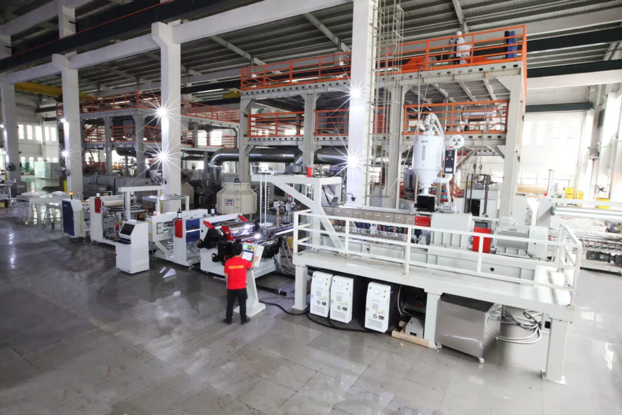 厂家定制三辊压延机片材食品包装吸塑片规格可选