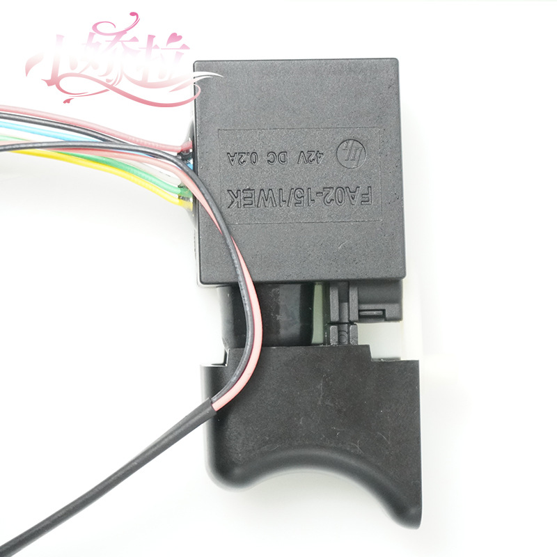 Ventas directas de fábrica Dayi 2106 Interruptor de llave eléctrica de batería de litio Herramienta de regulación de velocidad sin escobillas Accesorios de 8 hilos con cubierta antipolvo