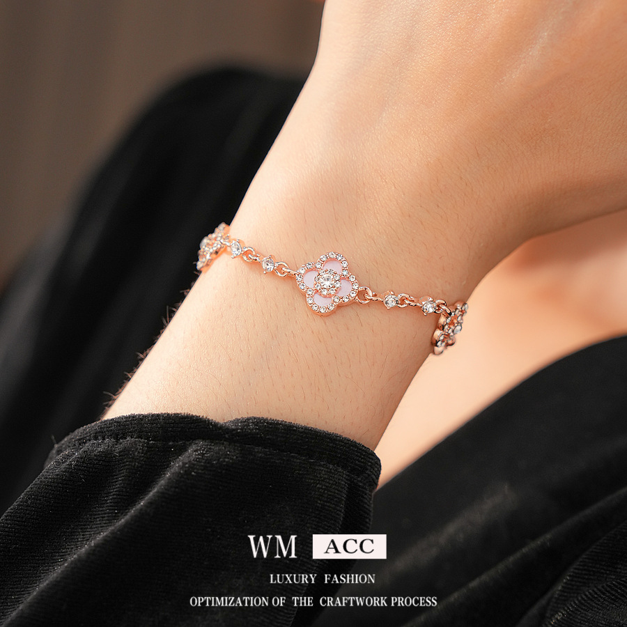 Zircón ultra brillante flor de diamante hueco pulsera ligera lujo de alto nivel sensación de diseño de pulsera delicada sensación de nicho al por mayor