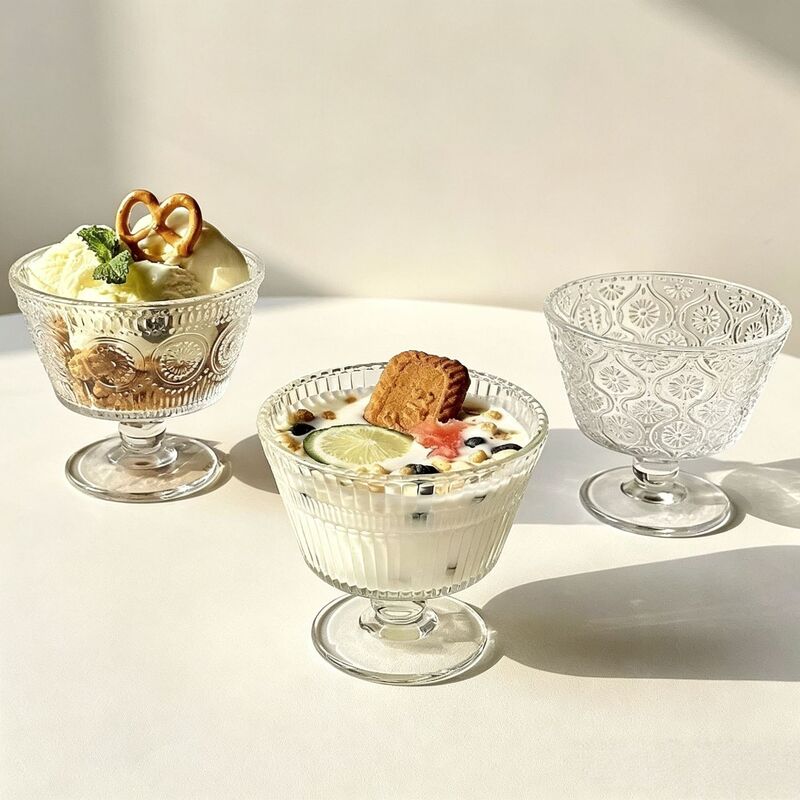 Vintage embossed sunflower glass bowl, ins-style home-use ice cream bowl, yogurt and oatmeal breakfast dessert bowl Vintage embossed sunflower glass bowl, ins-style home-use ice cream bowl, yogurt and oatmeal breakfast dessert bowl