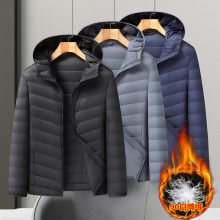 胖子哥2025秋冬季男士时尚加肥加大码羽绒服宽松短款轻薄连帽羽绒