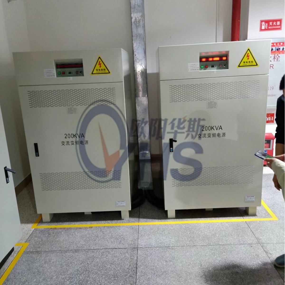 ŷ����˹200KVA��Ƶ��Դ����������̨�ƹ��豸�������60HZ��110V