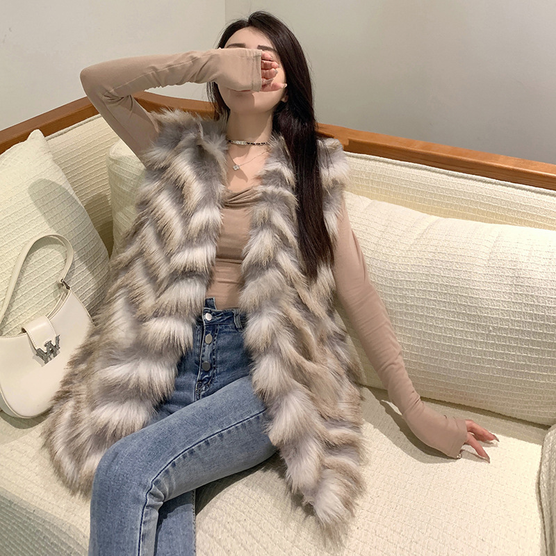 Real Shot of Autumn New Imitation Fox Fur Vest for Young Women, Korean Style Fashionable Outerwear, Korean Style Striped Leather Vest Jacket