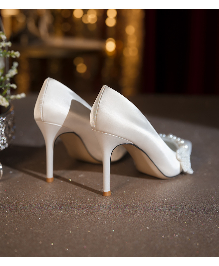 Ballerine da sposa in raso con perle scarpe eleganti comode_voghion.com