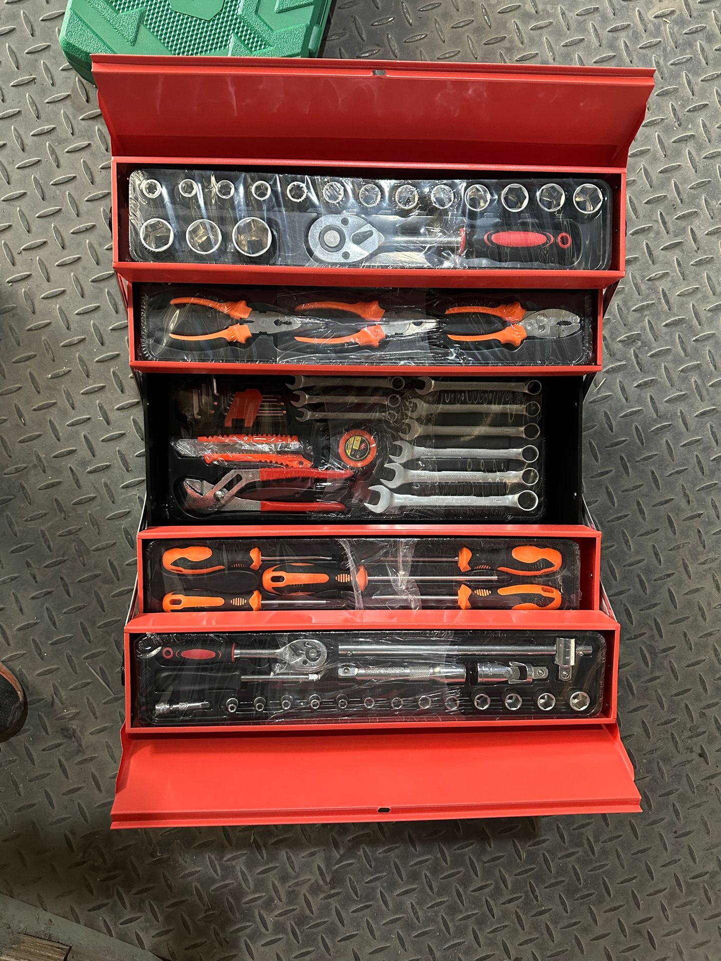 Juego de herramientas automoción 85 piezas caja metal plegable incluye pinzas y llaves