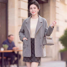 2026秋冬新款双面呢羊毛大衣女小个子气质短款宽松版西装领女外套