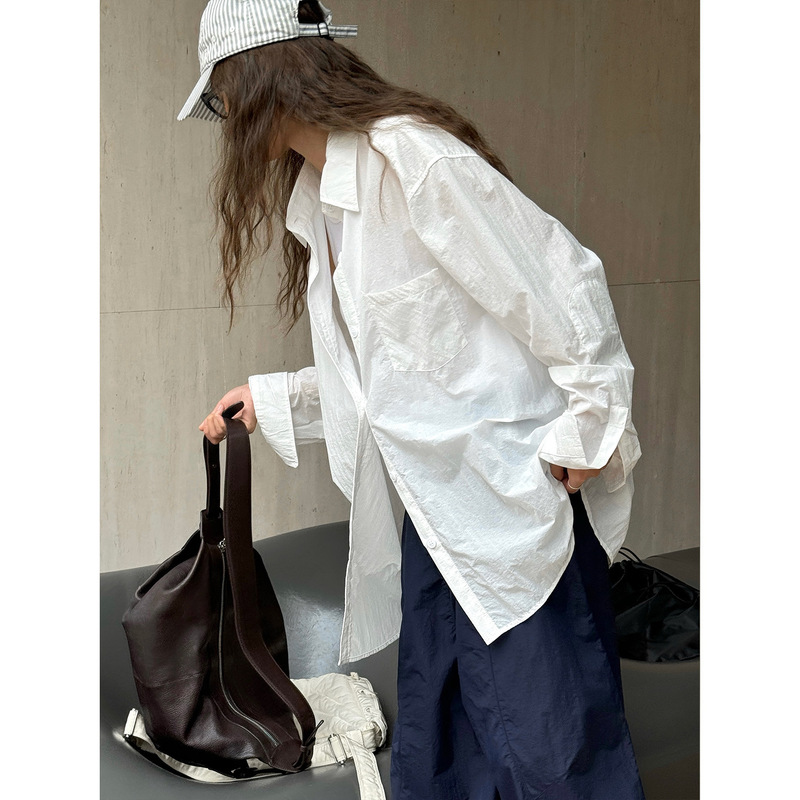 Lou Fu Autumn New Korean Style Lazy Outdoor Casual Nylon Shirt Loose Slim Profile Top for Women