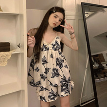 ˯ȹŮ�ļ��������ĵ����؉|�������ݰ���˯��Ů����ɐۼҾӷ�