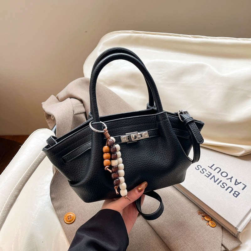 Bagos de banquete de lujo ligero de alto nivel nicho de viaje de hombro 2025 nuevo bolso de mochila explosivo para mujeres