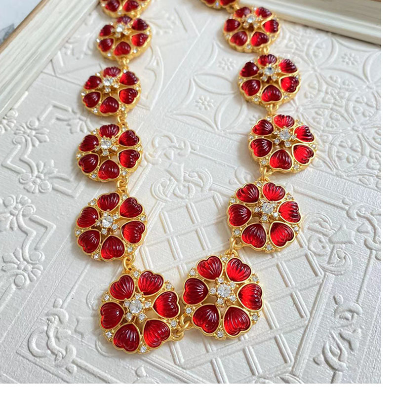 Retro Flower Alloy Plating Rhinestones Women's Earrings Necklace display picture 4