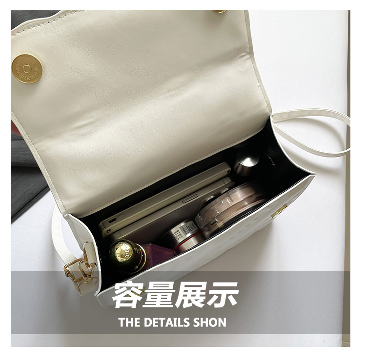 Ladies' candy-colored stylish handbag, 2024 autumn new ins single-shoulder crossbody bag, stylish embossed small square bag undefined