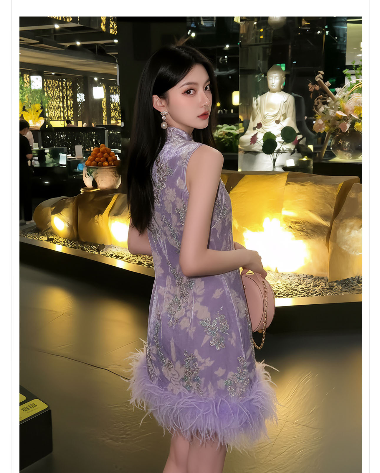 Đầm maxi nữ thắt eo phong cách cổ điển sang trọng kết hợp lông đà điểu và đính sequin thêu — màu tím chi tiết 3