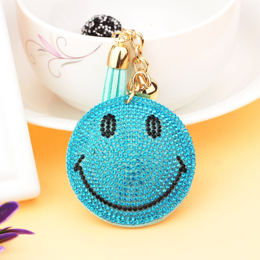 Nuevo creativo cara sonriente coreana llavero de diamante de moda borda de dama bolsos colgantes joyerías de comercio exterior al por mayor