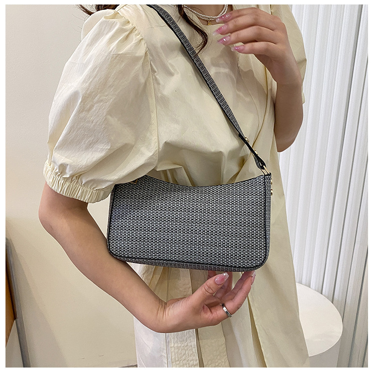 Vintage Solid Color Underarm Bag - Image 1