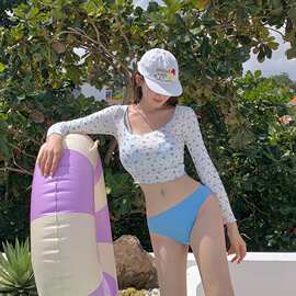 高级感小碎花韩国2026新款温泉印花潜水服长袖防晒保守分体泳衣女