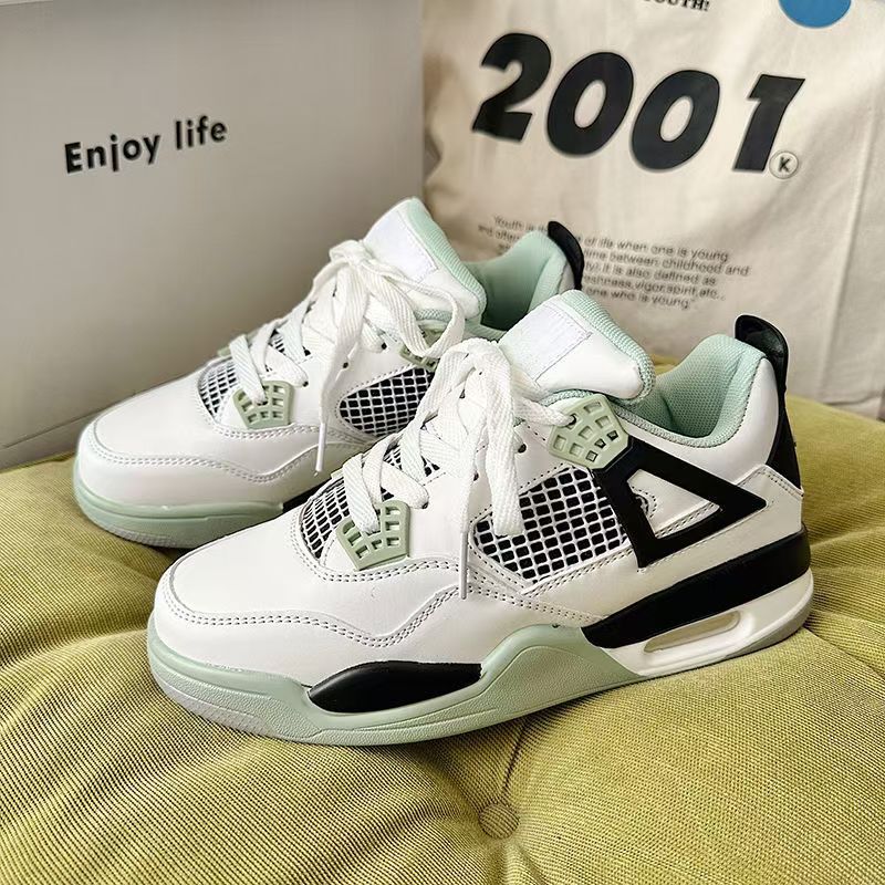 Chic Hong Kong Cojín de aire Zapatillas de baloncesto Hombres y mujeres Modelos de pareja Zapatos casuales de estudiante ligeros Madre eléctrica Huang Qiao 4 zapatos