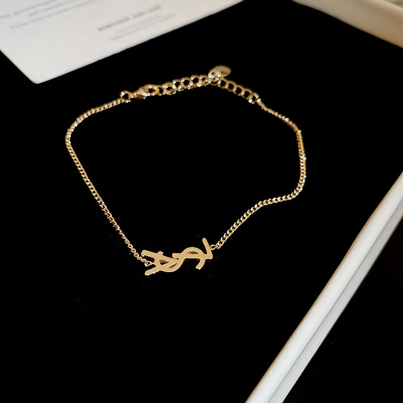 Oro verdadero chapeado nariz de cerdo conjunto de geometría moda europea y americana versátil ligera de lujo pendientes de diamante collar de alta calidad para mujeres