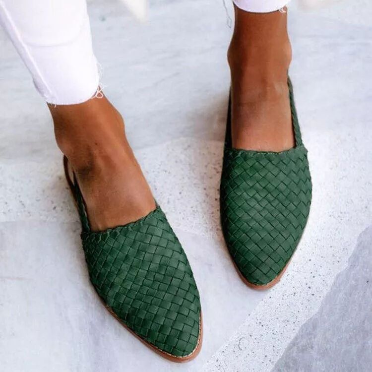 2020 verano nuevas sandalias Comercio exterior zapatos de mujer puntiagudos 40-43 tallas grandes zapatos planos zapatos de mujer verano