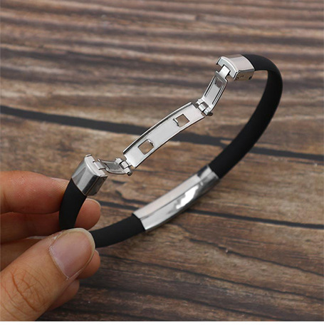 Men's Gender Retro Punk Solid Color 304 Stainless Steel Pu Leather Polishing Men's Bangle Men Cord & Leather Bracelets