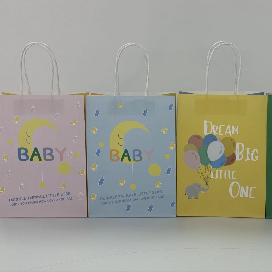 120g de piel de vaca fresca serie de diseño de patrón bolsa de regalo bolsa de papel bolsa de mano suministro de stock image 1