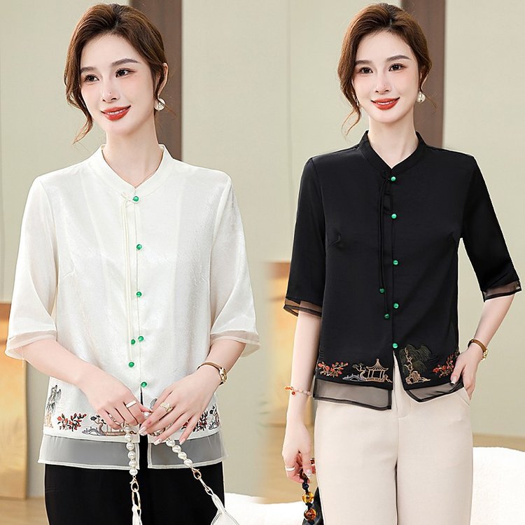 Spring Fashion Casual Women's Clothing for Moms with Exquisite Details, Showcasing the Quality of Everyday Commuting Styles