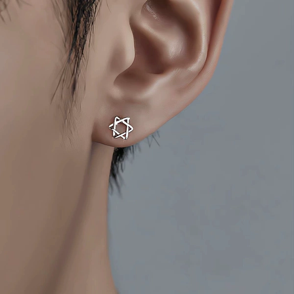 C100 pair of earrings
