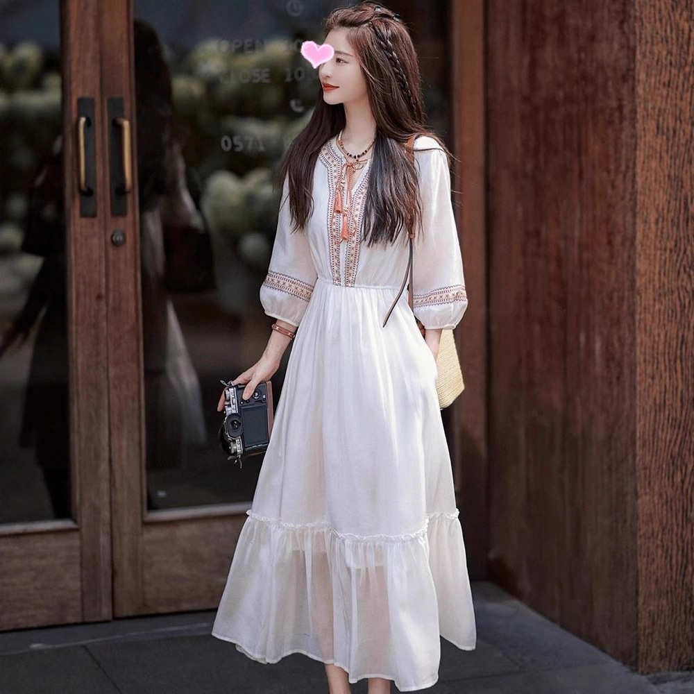 波西米亚民族风格连衣裙清新可爱云南旅游超仙森系沙滩度假穿搭