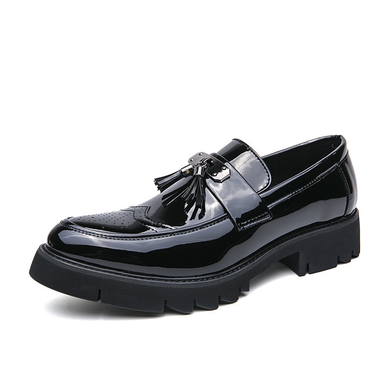 2025 Men's Business Casual Pointed Toe Thick Sole Patent Leather Brogue Youth Trend Korean Style Trendy Shoes_vogvips.com