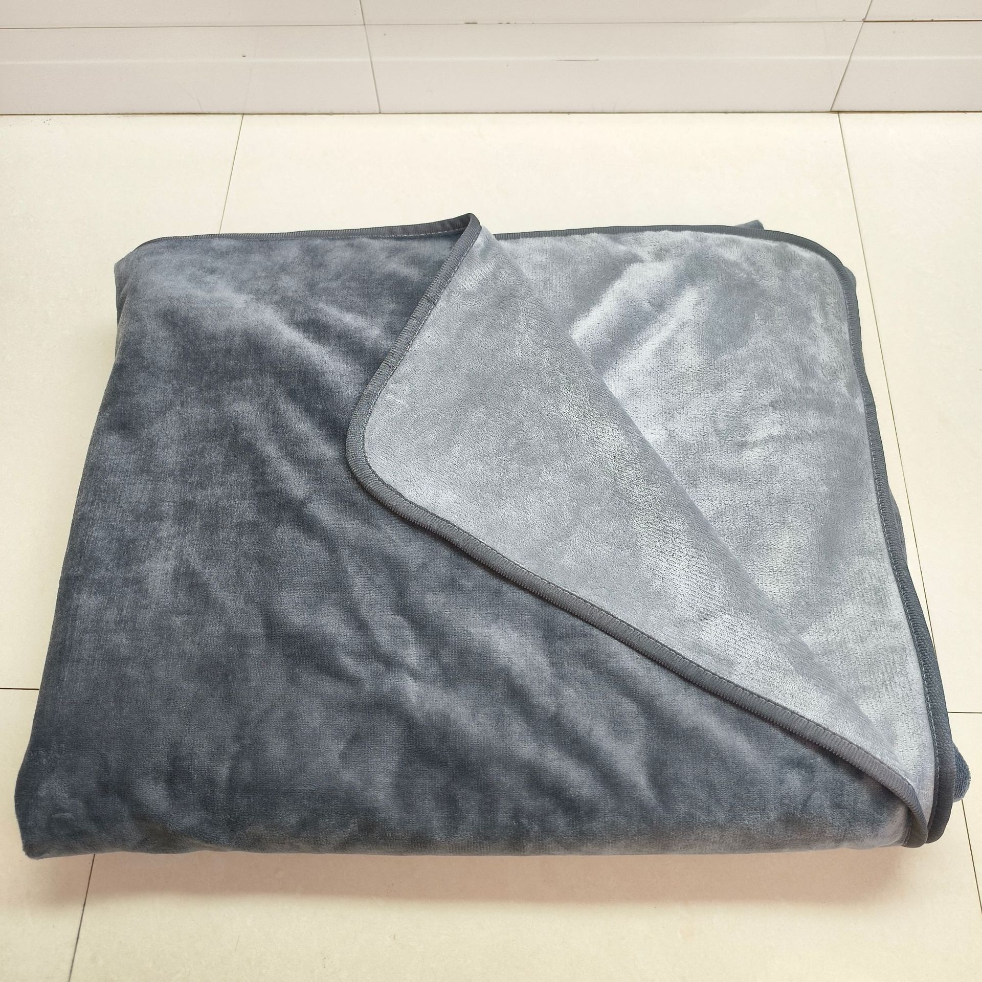 방수 담요 플란넬 다크 그레이 + 라이트 그레이