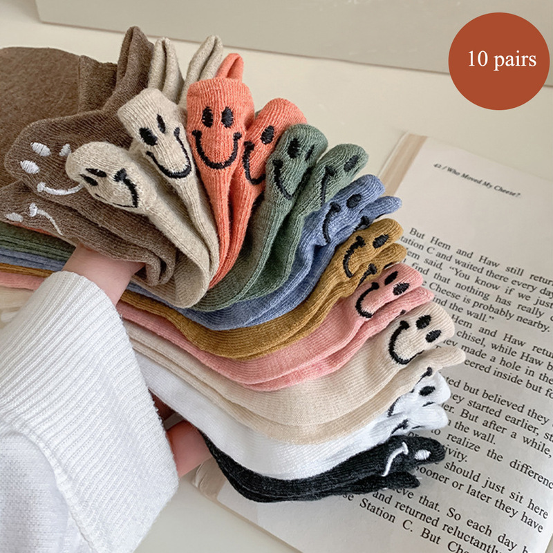 Kawaii Women's Short Socks Spring Summer Cute High Heel Embroidered Smiley Women's Cotton Personality Ankle Socks
