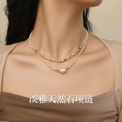 春夏天然石ビーズネックレス女性モデル2025新高級感小衆軽豪華レトロ重ね着チタン鋼首鎖
