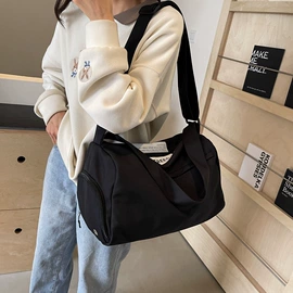 休闲背包;旅行包袋;通用双肩背包