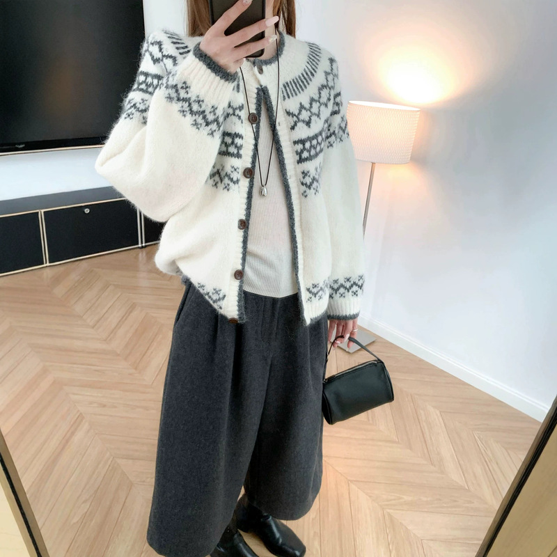 Retro Fair Isle Nordic Style Sweater Cardigan 2025 Winter Thick Knitted Sweater Coat Round Neck Chunky Knit Top