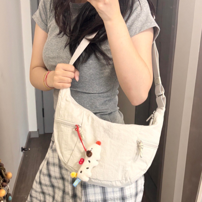 Lululemon Slouchy Crossbody Bag Large Capacity Commuter Shoulder Bag Croissant Bag - Thumbnail 3